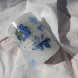 ボタニカルキャンドルM(青ニゲラと青紫陽花) 2枚目の画像