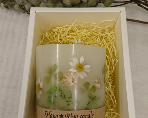 幸せの四つ葉のクローバーのボタニカルキャンドル【おうちリラックス