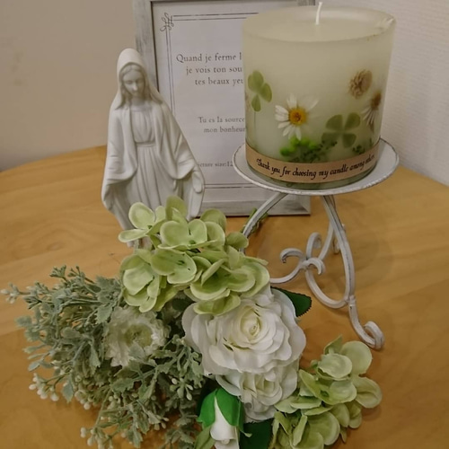 幸せの四つ葉のクローバーのボタニカルキャンドル【おうちリラックス