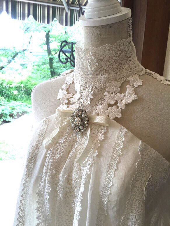 リネンのウェディングドレス