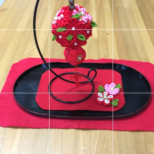 つまみ細工の花玉の吊るし飾り カーテン sumomo 通販 8690560｜Creema