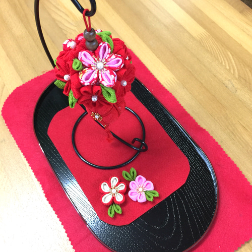 つまみ細工　大型吊るし飾り つまみ細工のつるし飾りキット 大輪の和かざり（2） | 糸暦