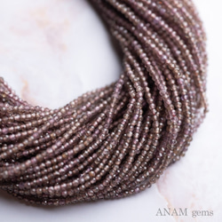 【32cm】カラーチェンジガーネット 2mmボールカット (ビーズ素材)★ANAM gems 1枚目の画像