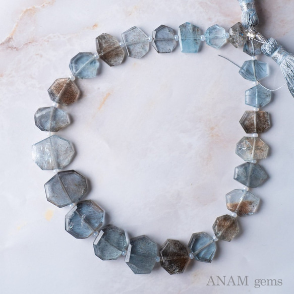 【13粒】モスアクアマリン オクタゴン スライスカット (ビーズ素材)★ANAM gems 1枚目の画像