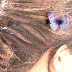 蝶々のヘアクリップ（薄紫）同色２個セット 2枚目の画像