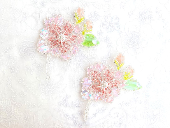 【sale】八重桜のブローチ　オートクチュール刺繍 7枚目の画像