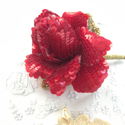 オートクチュール刺繍艶やかなルージュレッドの薔薇 6枚目の画像