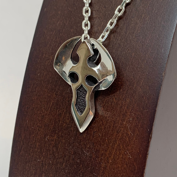 devil cross》ネックレストップ｜silver925・立体構造・バチカン一体型