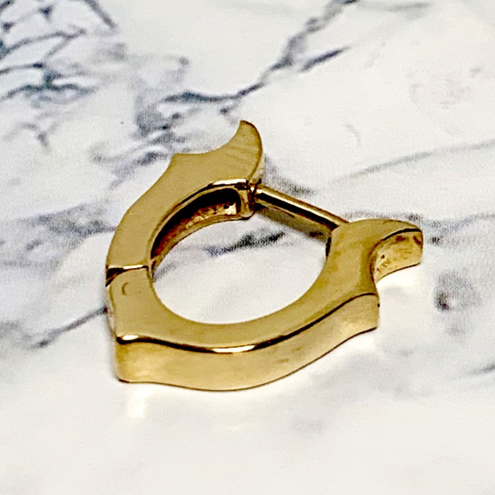 《horse shoe》K18馬蹄ピアス｜蹄鉄モチーフ・鏡面仕上げ・フープピアス・片耳用・18金