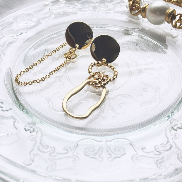 gold ring×asymmetry 1枚目の画像