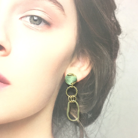 gold ring×asymmetry 2枚目の画像