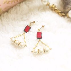 おばあちゃんのジュエリーBOXで見つけたアクセサリー【Red】 1枚目の画像