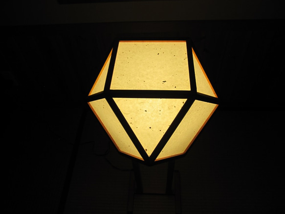 インテリア照明　武田菱　B8-2　立方８面体　スタンドライト 6枚目の画像