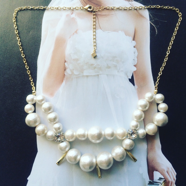 コットンパールのデザインネックレス