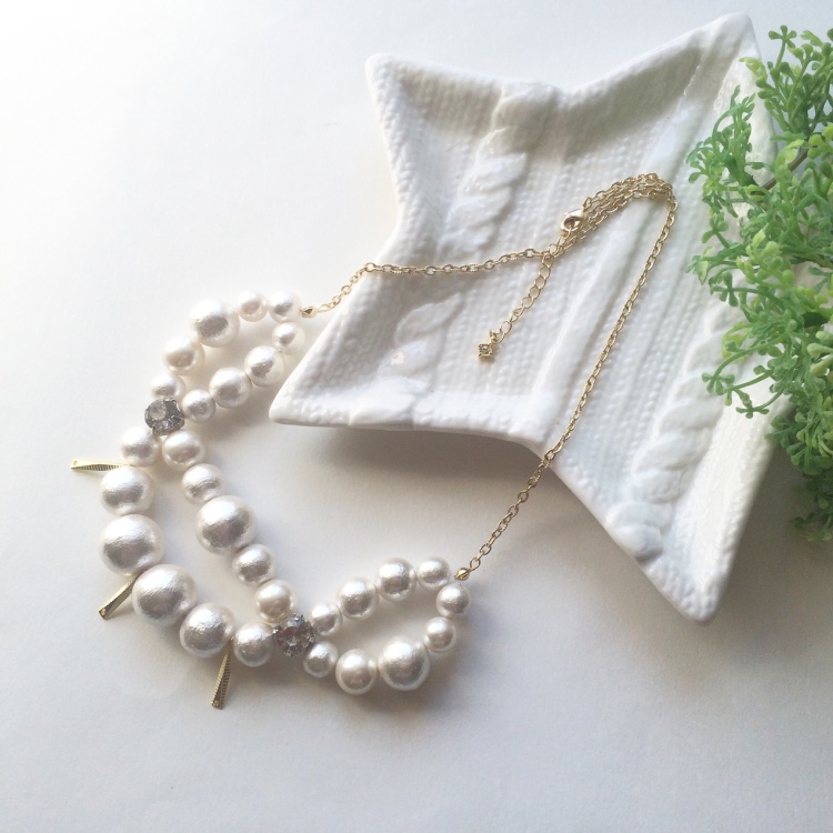 コットンパールのデザインネックレス