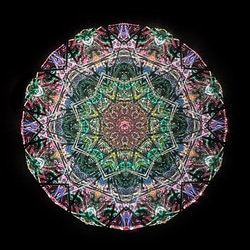 装飾的な紫と緑のガラスアート　万華鏡 Supernova【万華鏡・受注制作】 その他インテリア雑貨 ガラスの