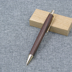 木軸ノック式ボールペン ローズウッド 2枚目の画像