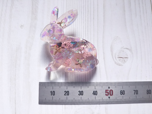 氷のうさぎブローチ【ピンク】　P0021 4枚目の画像