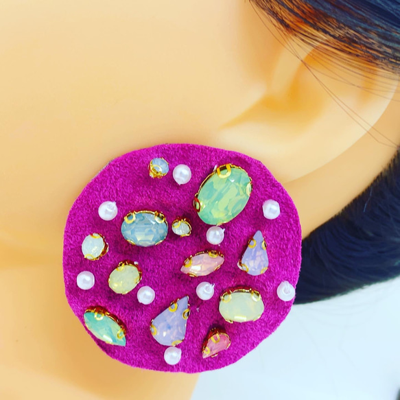やっちゃんです♡キラキラ・:*ビジュー♡ハンドメイドピアス.イヤリング♡ キラキラビジューピアス イヤリング ハンドメイドアクセサリー