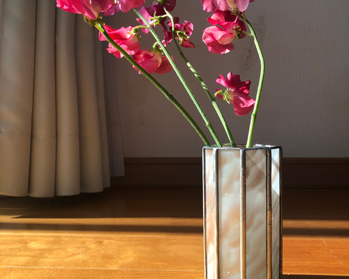 アンティーク　黒色ガラス　一輪挿し　ブラック アンティーク 黒色ガラス 一輪挿し ブラック 楽天市場】ガラス 花瓶 黒