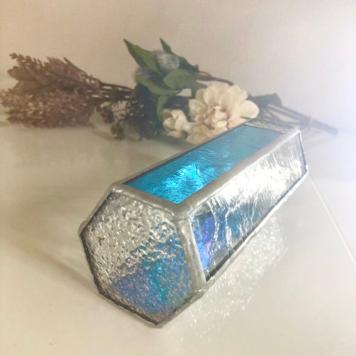 飾り物　ステンドグラス　花　花瓶 ステンドグラス花瓶☆クラッケル＋オーロラ色＋水色の花瓶 一輪挿し