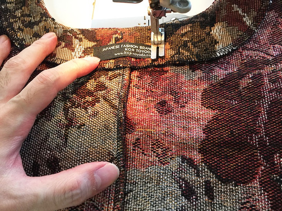 【1点もの・デザイン画付き】ゴブラン織りノーカラーソフトジャケット（KOJI TOYODA） 9枚目の画像
