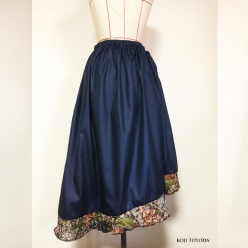 1点もの・デザイン画付き】ゴブラン織りフリル付きアシメトリーロング  