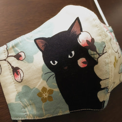 黒猫と牡丹 立体マスク(レディース) 2枚目の画像