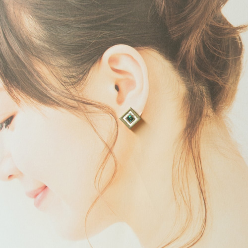 期間限定セール]ピアス 両耳 白蝶貝 螺鈿 白蝶貝 ピアス」の人気