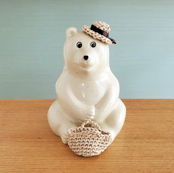 【オーダーページ】しろくま貯金箱＊ひまわりの首飾り・麦わら帽子 しろくま貯金箱 着せ替え ひまわり 麦わら帽子 - メルカリ