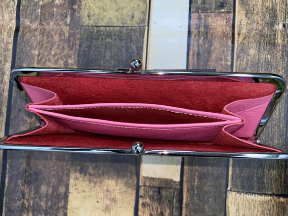 【姫路レザー】がま口財布仕様　ピンク　小物入れ　がま口　仕切り付き　革　本革　カスタマイズOK商品 3枚目の画像
