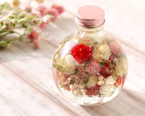 ◆ハーバリウム　367 バラとカラフル千日紅のネコbottle *.:。✿*゜ ◇ハーバリウム 367 バラとカラフル千日紅のネコbottle
