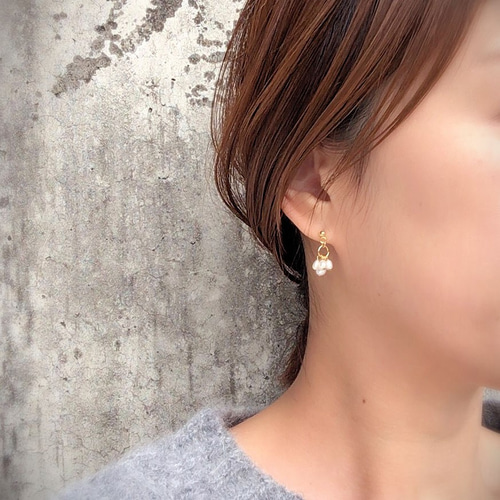 淡水パールのぶら下がりピアス/イヤリング ピアス（スタッド・一