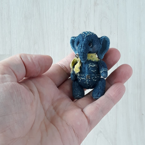 デニム地のぬいぐるみ ブルーデニムぬいぐるみミニ象 あみぐるみ CityPlush 通販 9763533