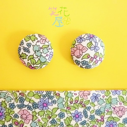 開店SALE→680円☆リバティ☆くるみボタンのパッチンピン☆ ヘアピン