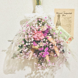 ドライフラワースワッグブーケ＊ナチュラルピンクな可愛い♡bouquet   ＊(かすみ草がキュート) 1枚目の画像