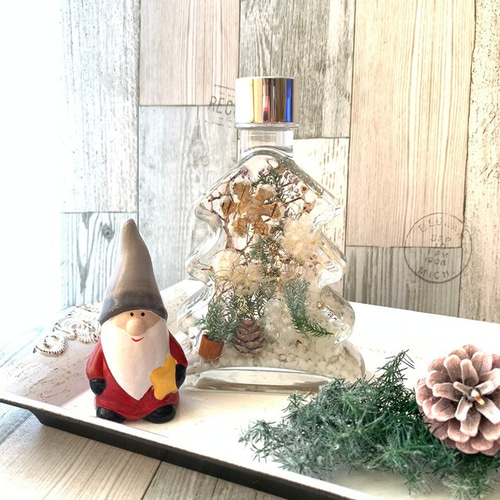 No.155 ハーバリウム　クリスマスツリー　ねこ瓶(小)  ご確認用 クリスマスツリーボトル』ハーバリウム｜横浜花まりか フラワー