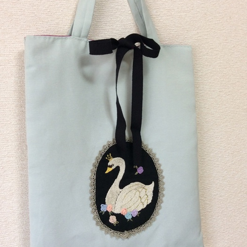 白鳥刺繍＊ 手刺繍のサブバッグ ハンドバッグ きむえみ 通販 4642530