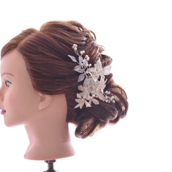 Blooming*カスミソウ（アメリカンフラワー・髪飾り・成人式・卒業式・結婚式） 1枚目の画像