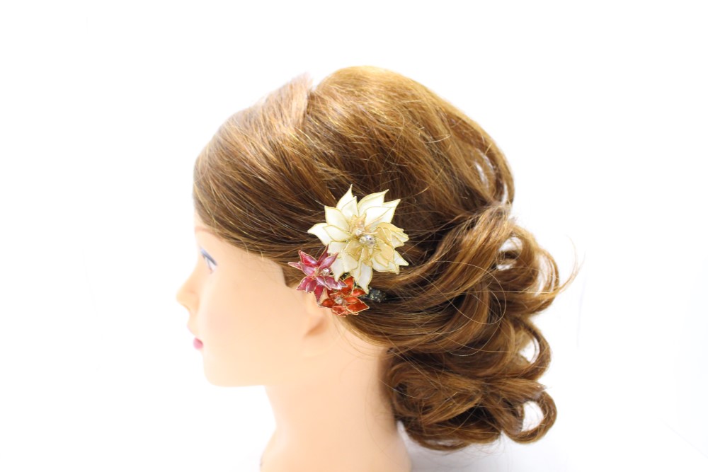 Blooming*花火【白】（アメリカンフラワー・髪飾り・成人式・卒業式・結婚式）