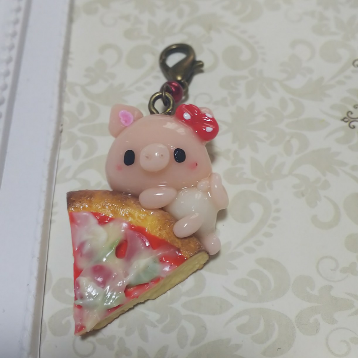 【807】うどんのチャーム／ストラップ／樹脂粘土 【807】うどんのチャーム／ストラップ／樹脂粘土