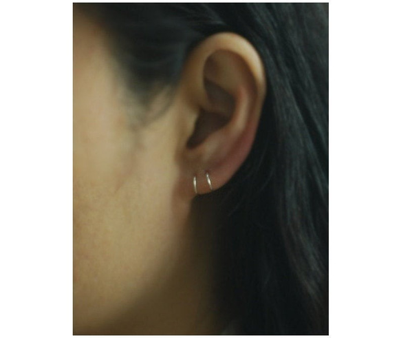 ピアスフープ (thin) 14kgf / Silver Cartilage Hoop Earrings 5枚目の画像