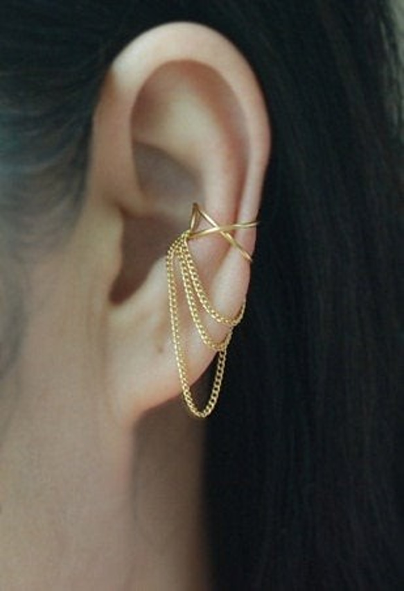 Cross X Ear cuff with 3 Chains, イヤーカフ 5枚目の画像