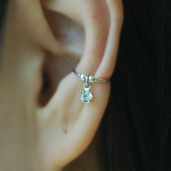 14kgf / Silver  Ear Cuff with Crystal channel 2枚目の画像