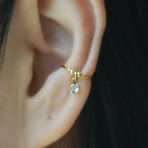 14kgf / Silver  Ear Cuff with Crystal channel 4枚目の画像