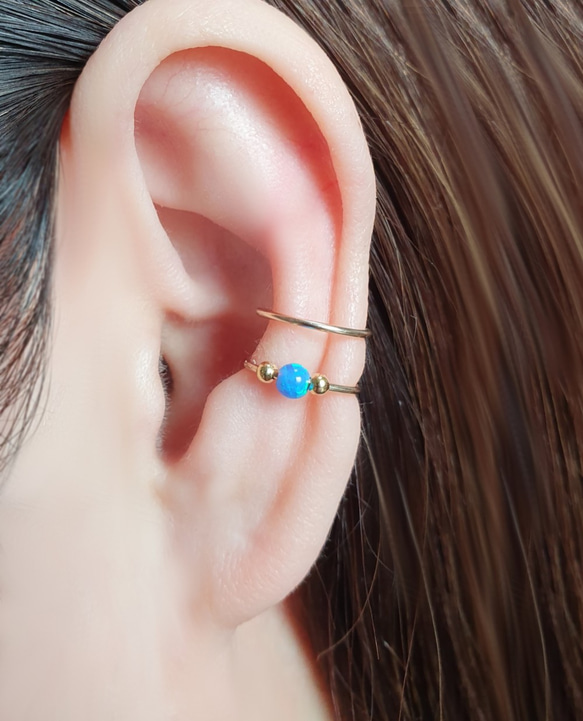 Double Band Ear Cuff with Opal Bead, イヤーカフ 4枚目の画像