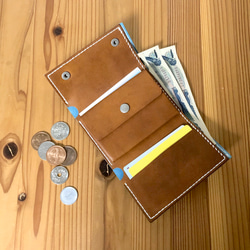 本革　鍵も付けれる三つ折り財布　キーケース　小さい　ミニ財布 2枚目の画像