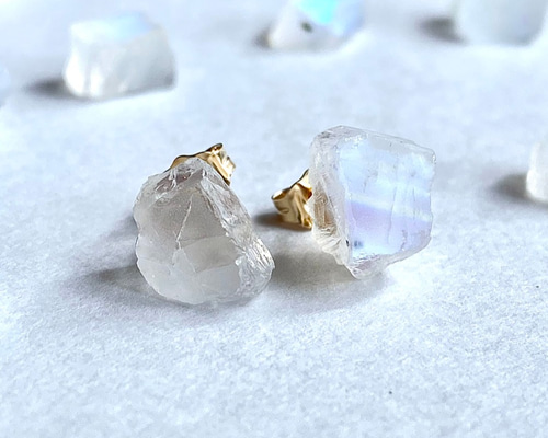 ペリドット セイロンムーンストーン ハンドメイド ピアス 天然石