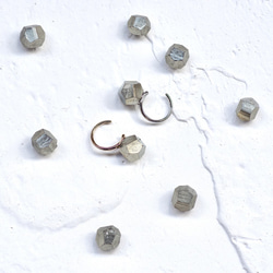 黃鐵礦（12面）礦物寶石耳夾[可用石材，可用金屬配件]天然石材配件 第7張的照片