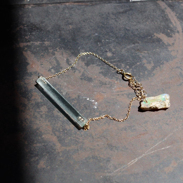アクアマリン × オパール 鉱物原石 14kgf ブレスレット 【一点もの Silent Crystal Collect 2枚目の画像